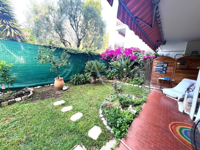 Cagnes Sur Mer LES LAUTINS 2 P 52 m2 Rez de Jardin Cave Parking