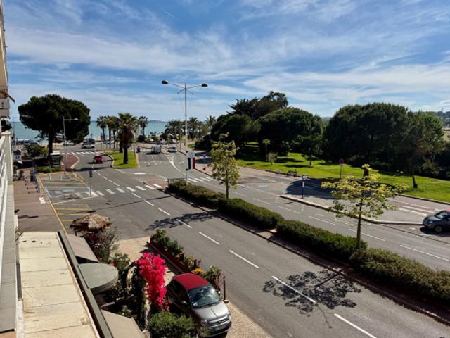 CAGNES SUR MER 2PIECES CAVE PARKING VUE MER