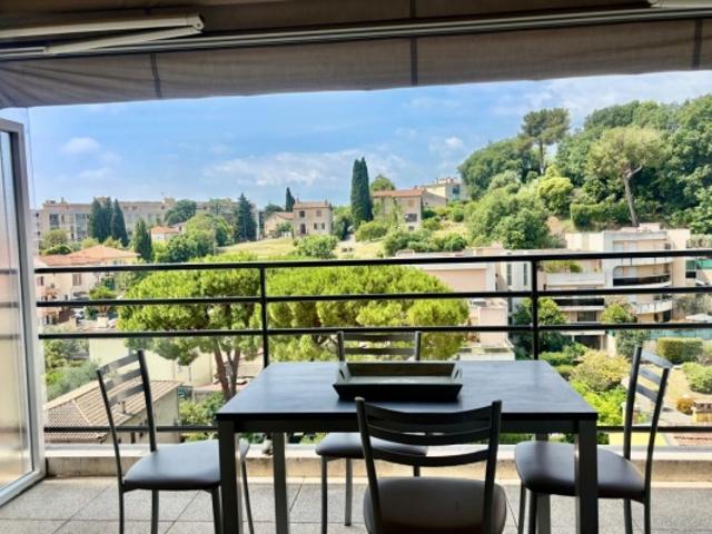 Cagnes sur Mer 3P dernier étage avec terrasse