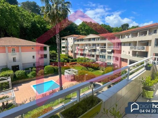 CAGNES SUR MER T2 DERNIER ÉTAGE AVEC TERRASSE, GARAGE, PIS