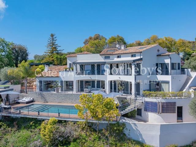 Cagnes Sur Mer, villa vue mer au sein d'un domaine privé, pi. 300m² Cagnes sur Mer