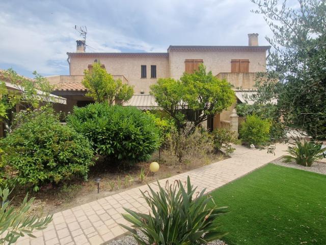Cagnes sur mer Montaleigne Villa 156 m2
