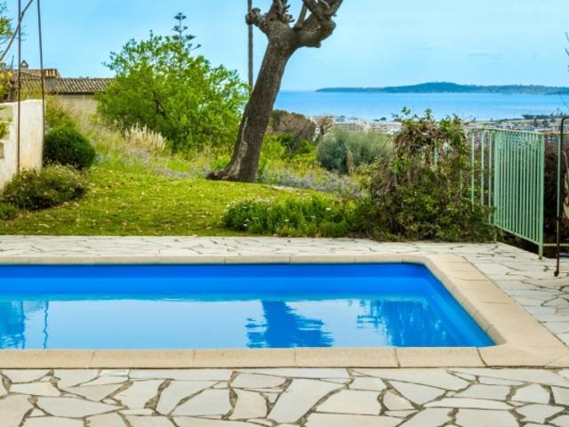 CAGNES SUR MER – PROPRIÉTÉ D'EXCEPTION AVEC VUE MER PANORAMIQUE | UNE OCCASION RARE SUR LA CÔTE D'AZUR
