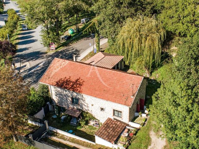 Cahuzac Sur Vere. Belle maison en pierre