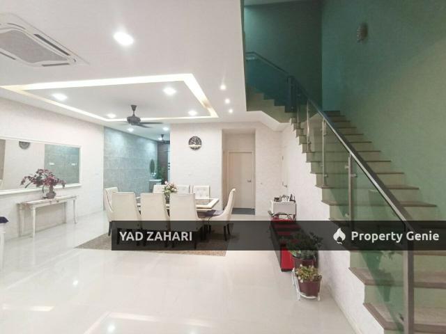 Cahaya Alam U12, Shah Alam | 2 Storey Terrace 4 Bedrooms | RM1.15M Walking Distance to Surau and Tadika & Renovated Extended