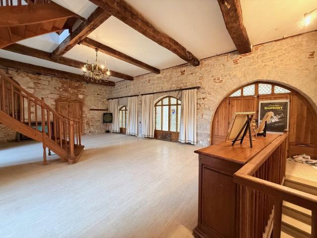 Cahors centre historique 381m² Cahors