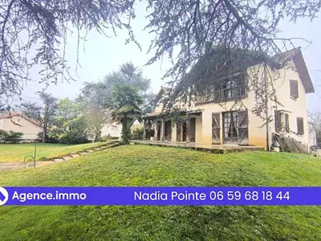 Caixon 65500 Achat / Vente maison 8 pièces t8 piscine terrasse
