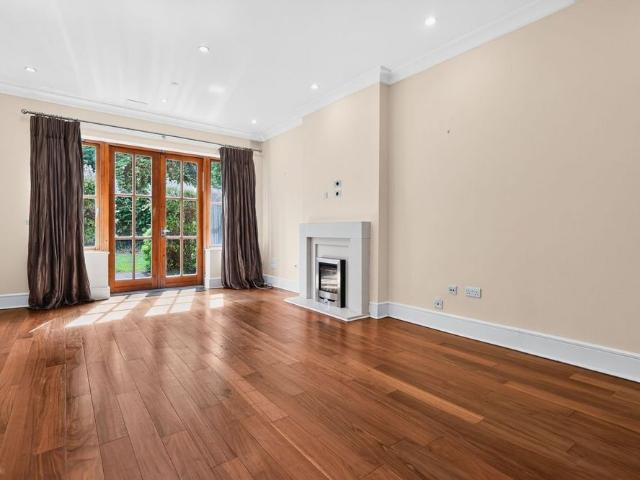 Cairnbrook Manor, Carrickmines, Dublin 18
