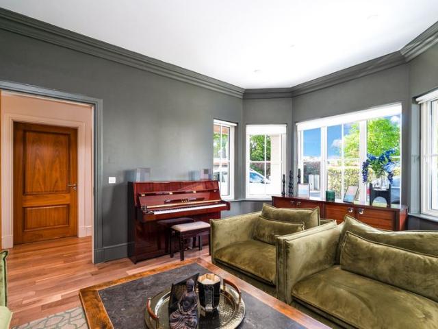 Cairnbrook, Glenamuck Road, Carrickmines, Dublin 18, D18 Y953