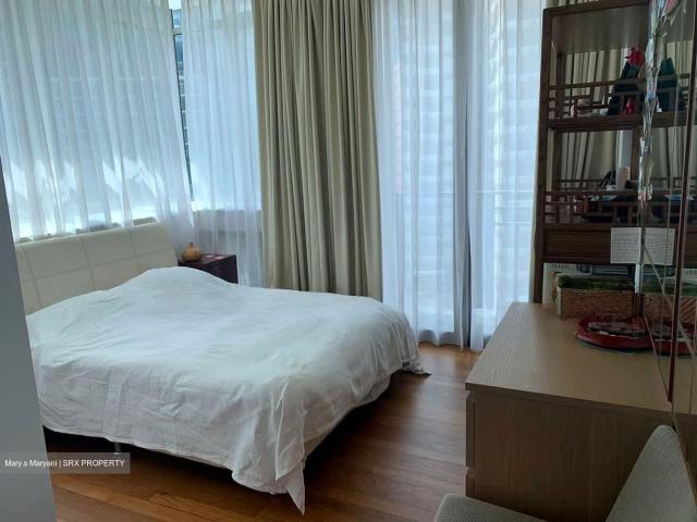Cairnhill Crest D9, Condominium