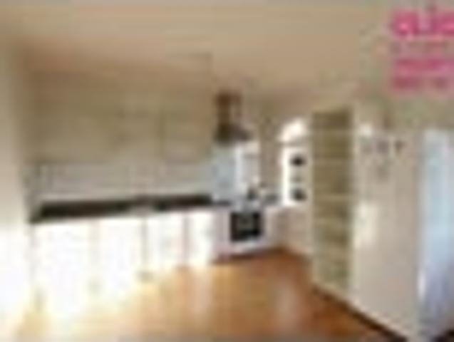Calton Hill, 3 bedrooms, $620 pw