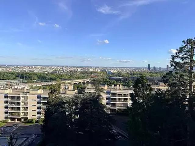 Caluire et Cuire 69300 Location appartement 3 pièces t3 balcon