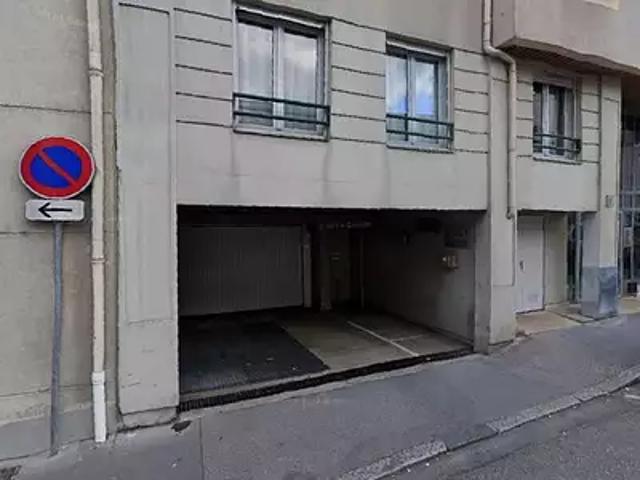 Caluire et Cuire 69300 Location parking
