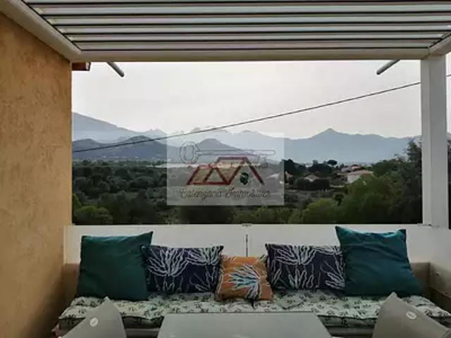 Calvi 20260 Achat / Vente appartement 2 pièces t2 au dernier étage piscine