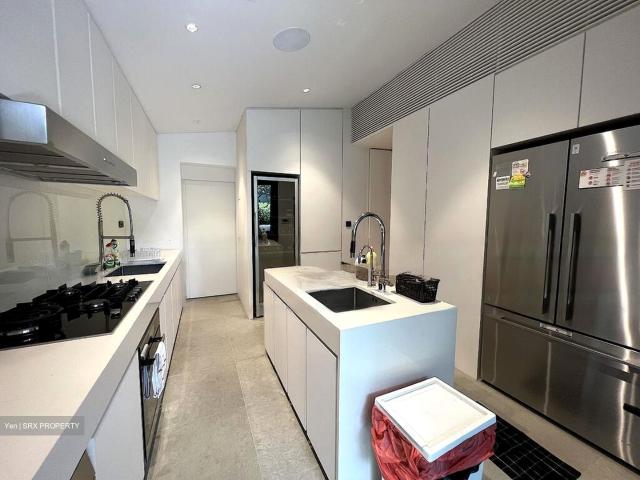 Caldecott Hill Estate D11, Detached