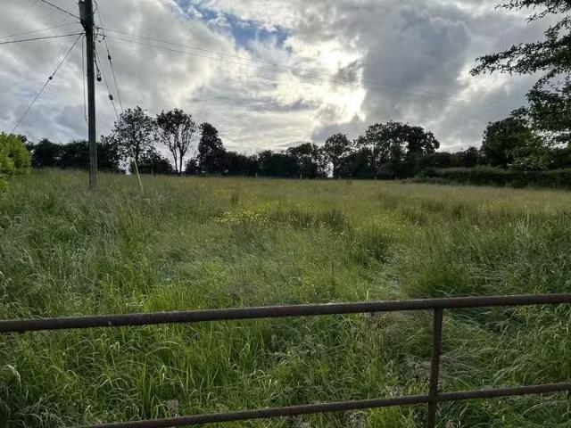 Caldramore, Athlone Road, N39Y9N2 is for sale