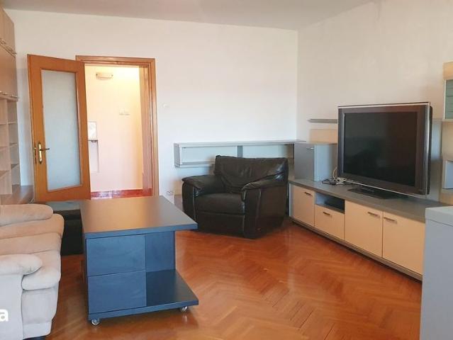 Calea Calarasilor, Matei Basarab, 3 Camere Decomandat, Bloc 1998, lift
