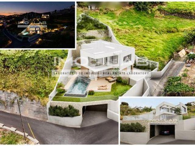 Calheta Madeira 102760378