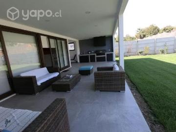 Calidad de Vida a tu Alcance/Brisas Norte, Chicureo | 4 Dormitorios por 11990.00 en Colina