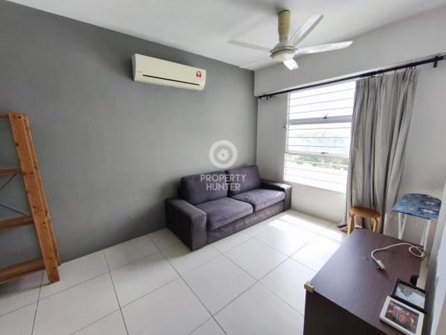 Calisa Residence Rent, Partly Furnished 3 Rooms, Taman Mas Puchong