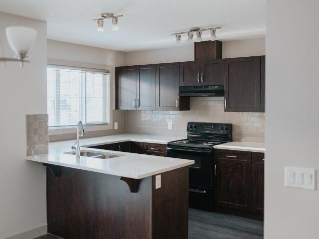Callaghan Landing II 3 Bedroom Home for Rent at 1776 Cunningham Way Sw, Edmonton, AB T6W 2J5 Callaghan