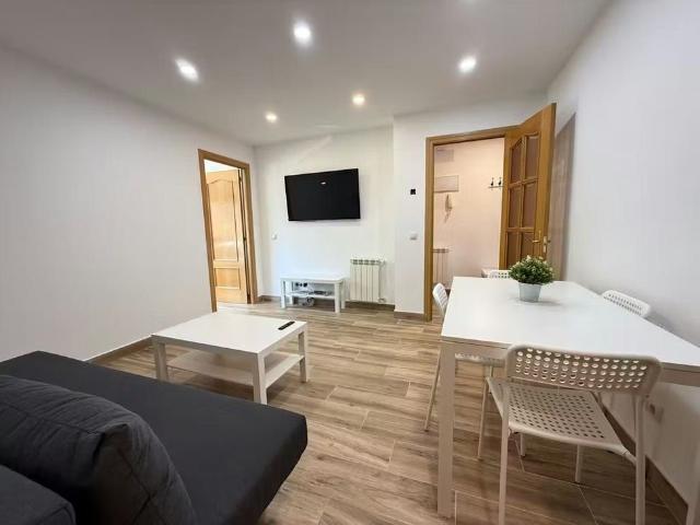 Calle Acuario, Madrid, Community of Madrid 28042