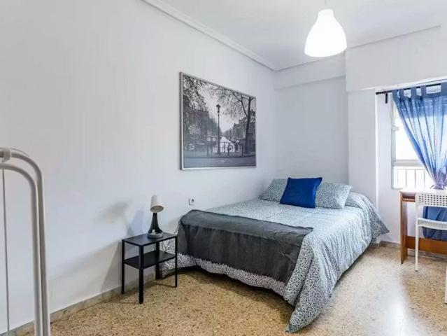 Calle Campoamor, Valencia, Valencian Community 46022