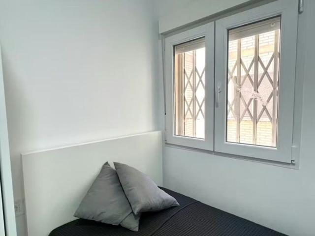 Calle Cataluña, Getafe, Community of Madrid 28903