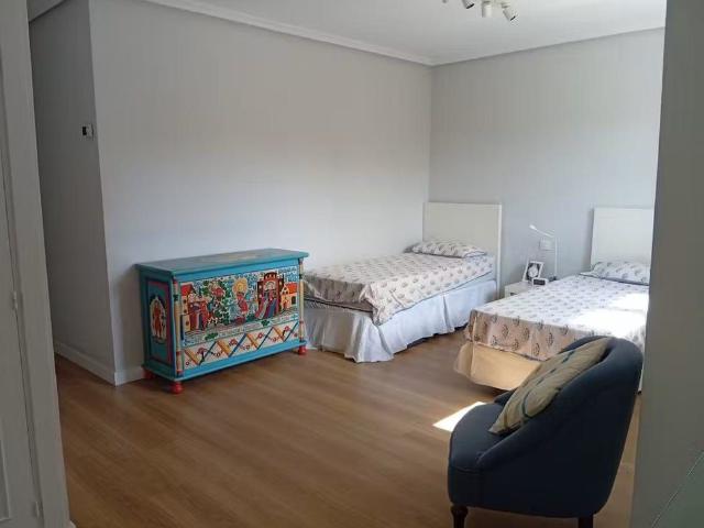 Calle Cerrolaza, Pozuelo de Alarcón, Community of Madrid 28224