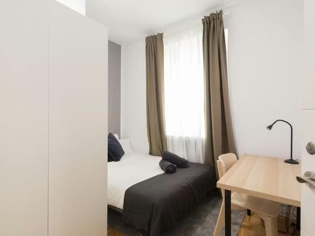 Calle de Toledo, Madrid, Community of Madrid 28005