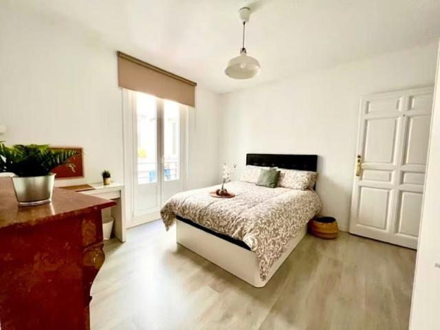 Calle de Toledo, Madrid, Community of Madrid 28005