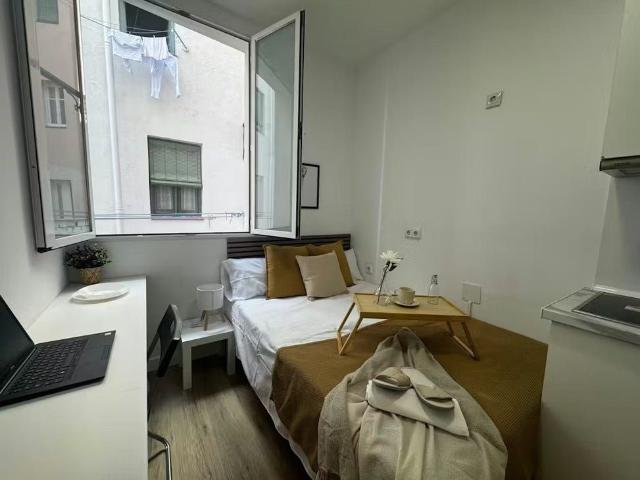 Calle de Trafalgar, Madrid, Community of Madrid 28010