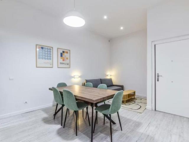 Calle de Velarde, Madrid, Community of Madrid 28004