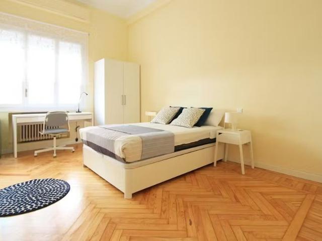 Calle de Amado Nervo, Madrid, Community of Madrid 28007