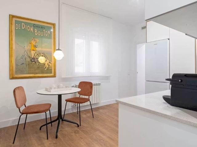 Calle de Antonio Arias, Madrid, Community of Madrid 28009