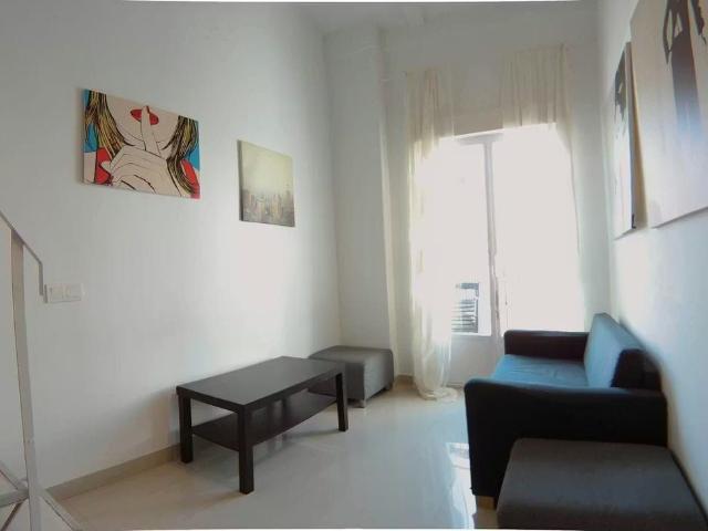 Calle de Antonio Zamora, Madrid, Community of Madrid 28011
