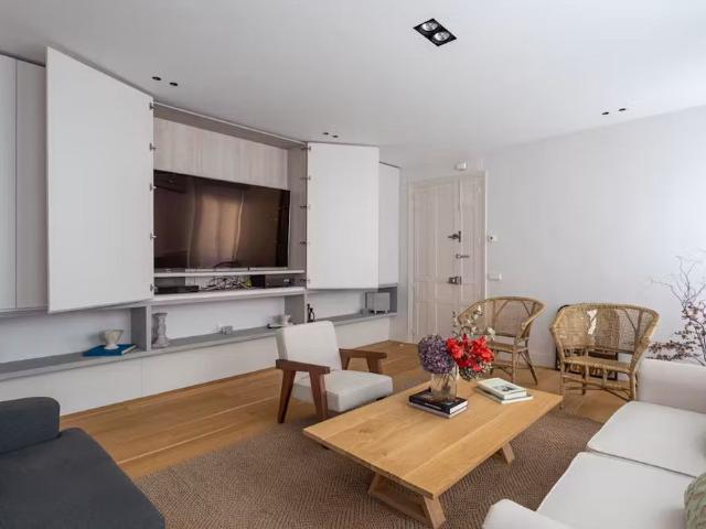 Calle de Argensola, Madrid, Community of Madrid 28004