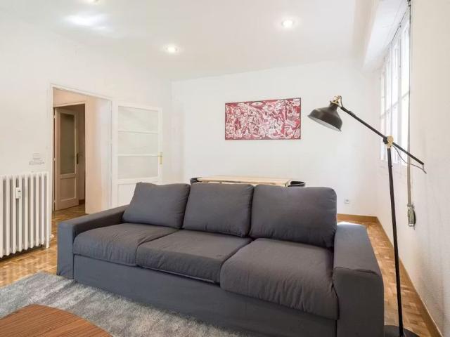 Calle de Ayala, Madrid, Community of Madrid 28001