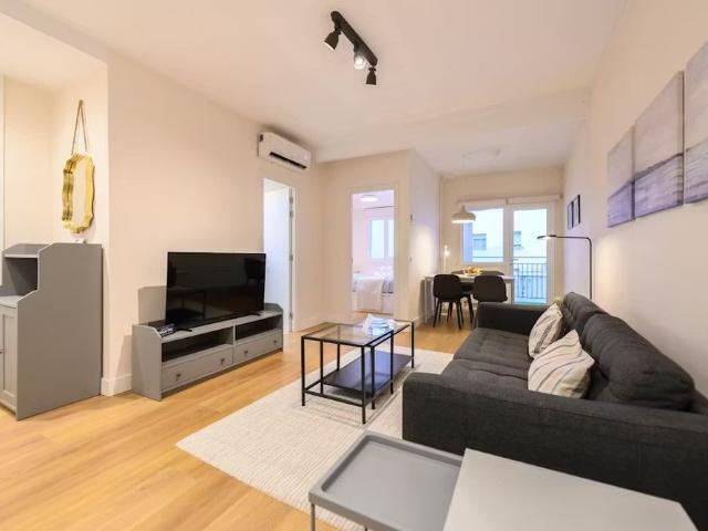 Calle de Benigno Soto, Madrid, Community of Madrid 28002