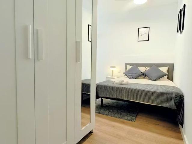 Calle de Caravaca, Madrid, Community of Madrid 28012