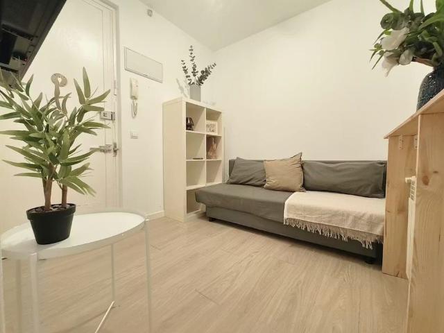 Calle de Caravaca, Madrid, Community of Madrid 28012