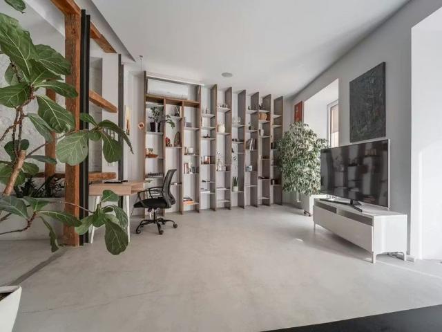 Calle de Casto Plasencia, Madrid, Community of Madrid 28004
