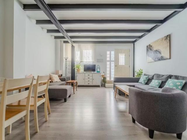 Calle de Don Felipe, Madrid, Community of Madrid 28004