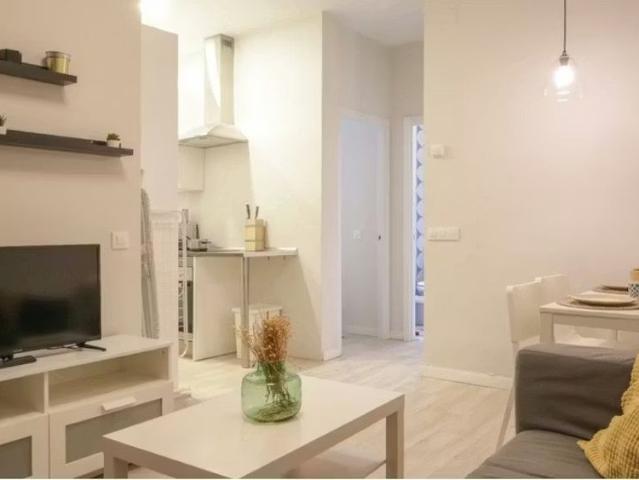 Calle de Enrique Trompeta, Madrid, Community of Madrid 28045