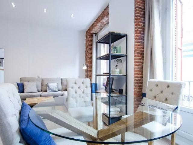 Calle de Espoz y Mina, Madrid, Community of Madrid 28012