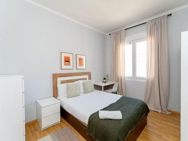 Calle de Evaristo San Miguel, Madrid, Community of Madrid 28008