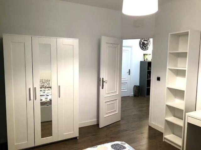 Calle de Francisco Silvela, Madrid, Community of Madrid 28028