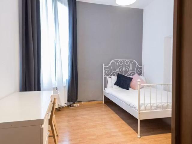 Calle de Fuencarral, Madrid, Community of Madrid 28004