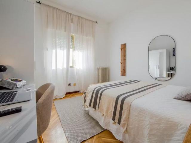 Calle de Granada, Madrid, Community of Madrid 28007