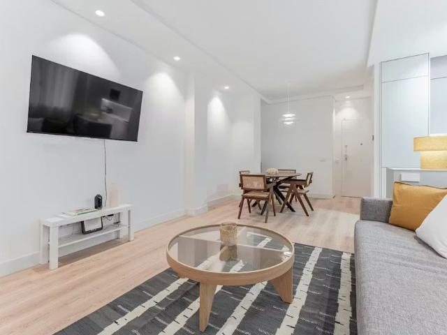 Calle de Hortaleza, Madrid, Community of Madrid 28004